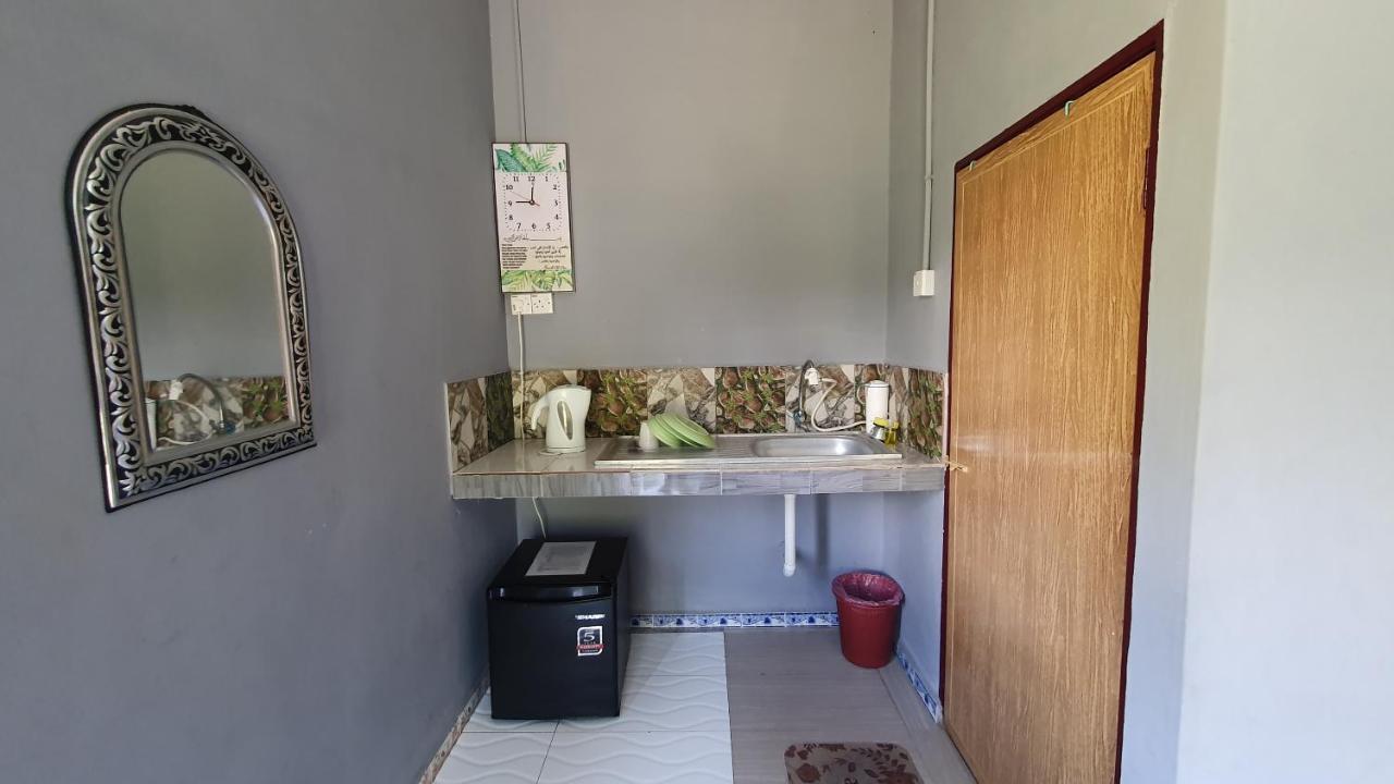 Chalet Kampong Semawar Kuala Kangsar Esterno foto