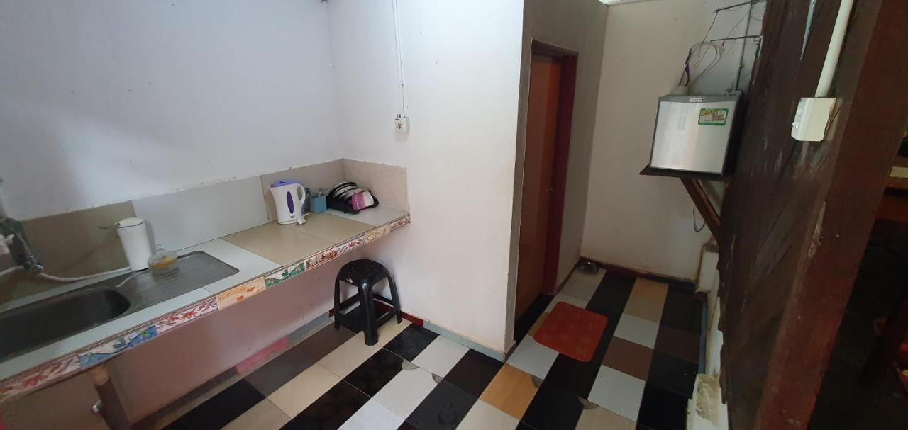 Chalet Kampong Semawar Kuala Kangsar Esterno foto