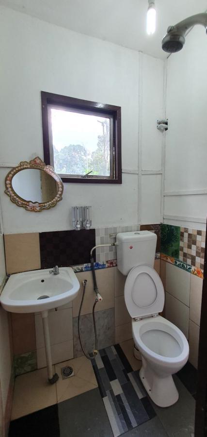 Chalet Kampong Semawar Kuala Kangsar Esterno foto