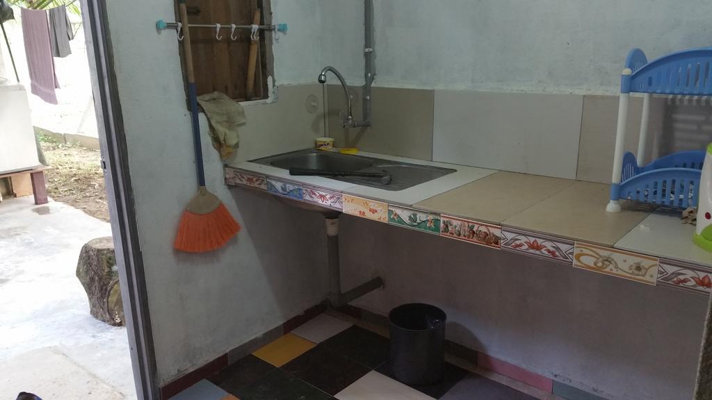 Chalet Kampong Semawar Kuala Kangsar Esterno foto